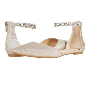 Jewel Badgley Mischka Ankle Strap Pointed Toe Flat in Light Gold - 8.5